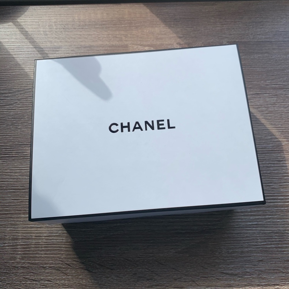 CHANEL EMPTY BOX